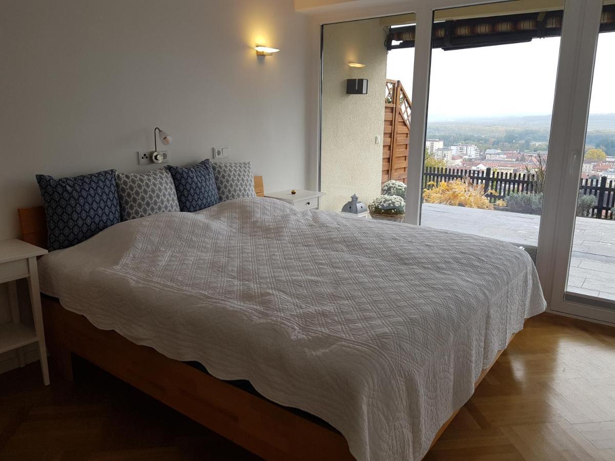 Apartment Blick Ueber Mit Terrasse Krems an der Donau