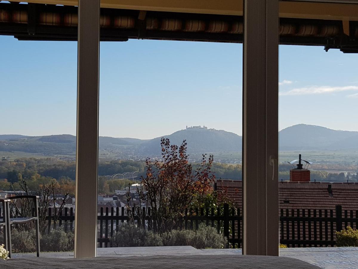 Blick Ueber Mit Terrasse